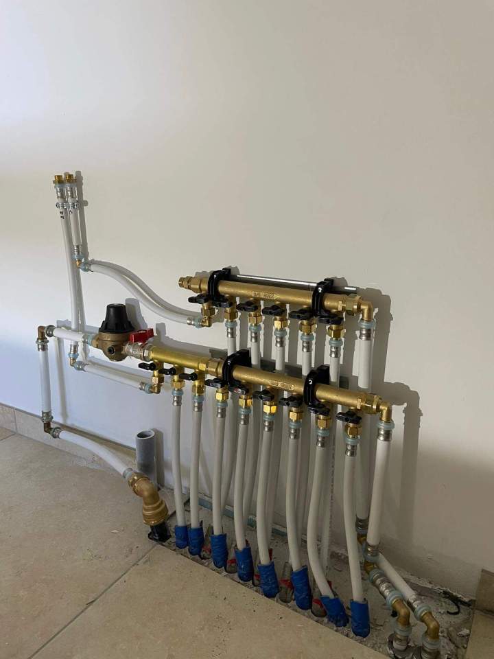 0e01d50b f34f 4c3e 8505 6f78c52f9a94