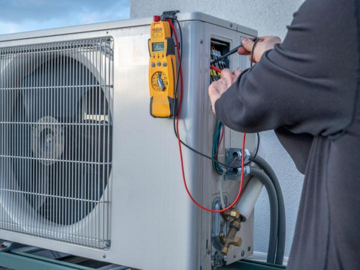 Nous vendons et installons des pompes à chaleur.