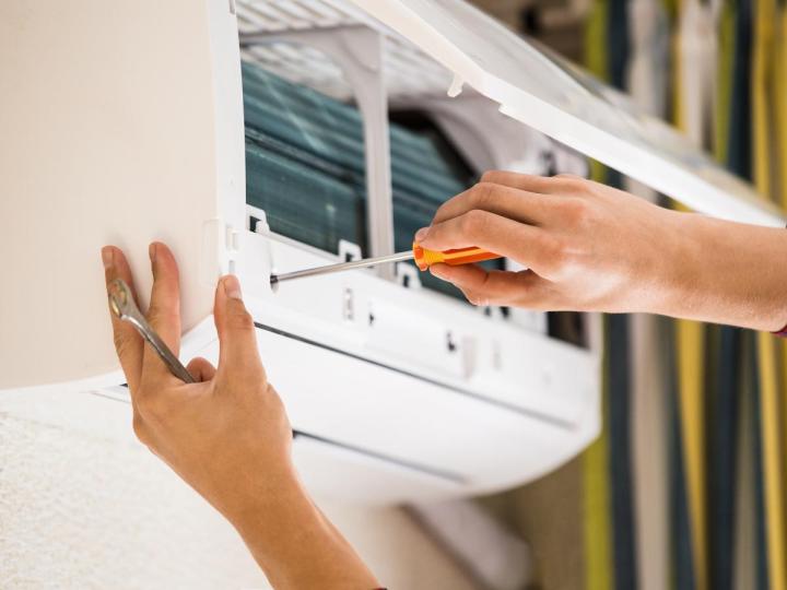 Le spécialiste qu’il vous faut pour la pose et la réparation de climatiseurs.